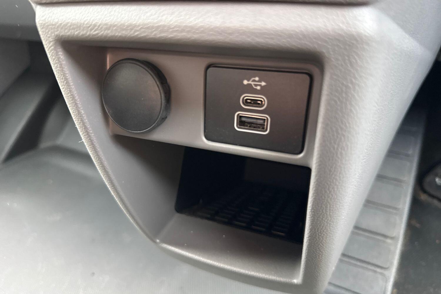 Used Volkswagen Transporter 2025 for sale - 77747670: Photo 35