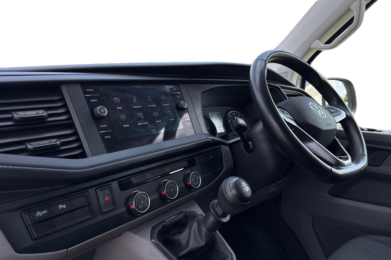 Used Volkswagen Transporter 2024 for sale - 76353290: Photo 14
