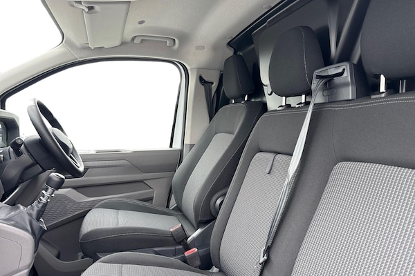 Used Volkswagen Transporter 2025 for sale - 76250633: Photo 15