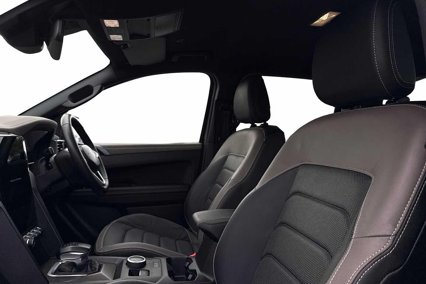 Used Volkswagen Amarok 2024 for sale - 76617138: Photo 10