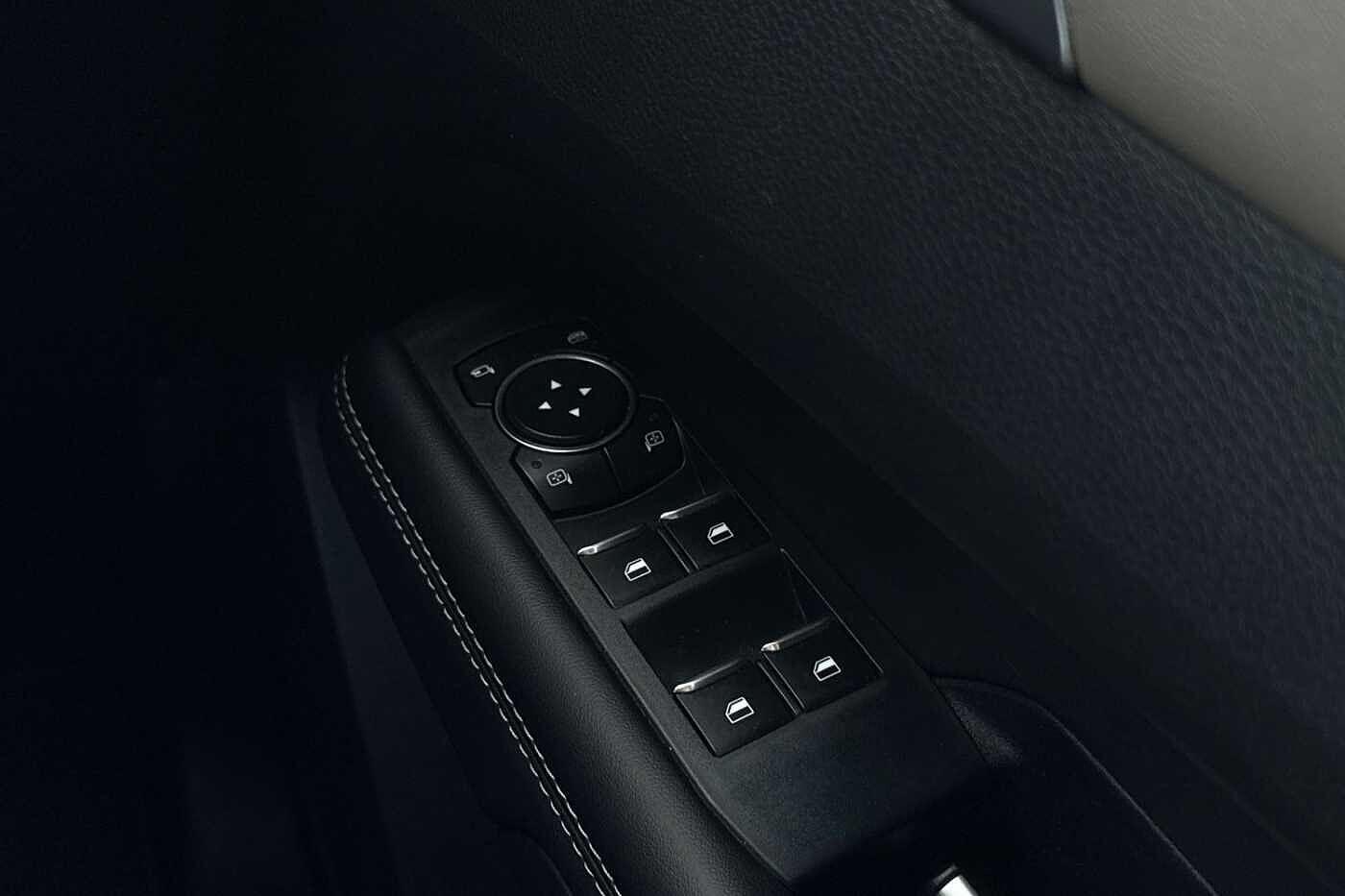 Used Volkswagen Amarok 2024 for sale - 76617138: Photo 43