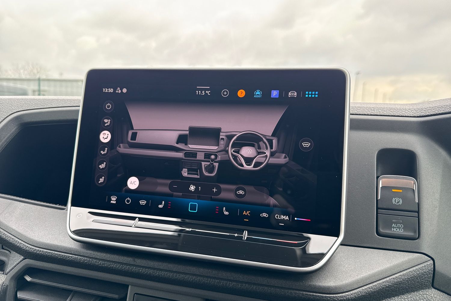 Used Volkswagen Crafter 2025 for sale - 76739697: Photo 21