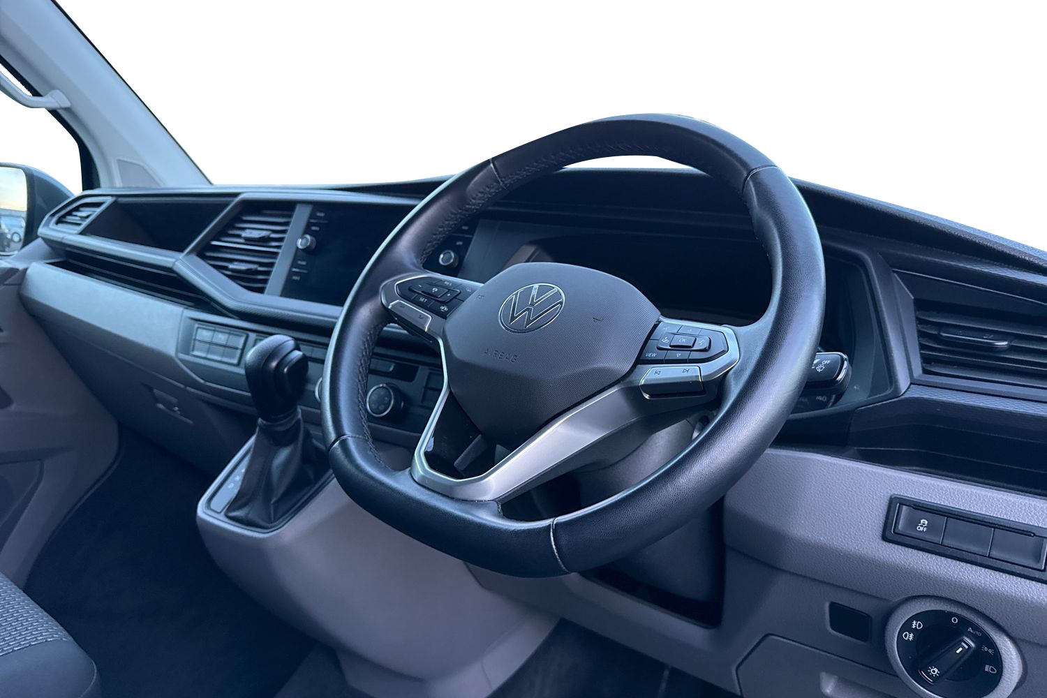 Used Volkswagen Transporter 2024 for sale - 76576212: Photo 13