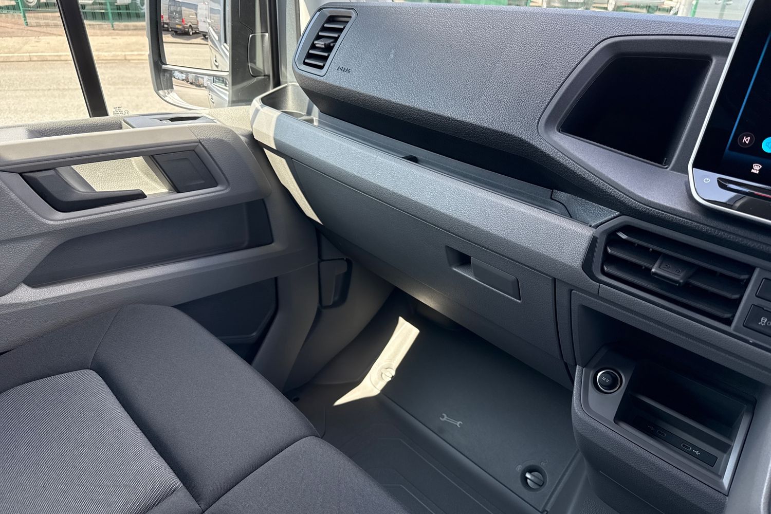 Used Volkswagen Crafter 2025 for sale - 77236113: Photo 20