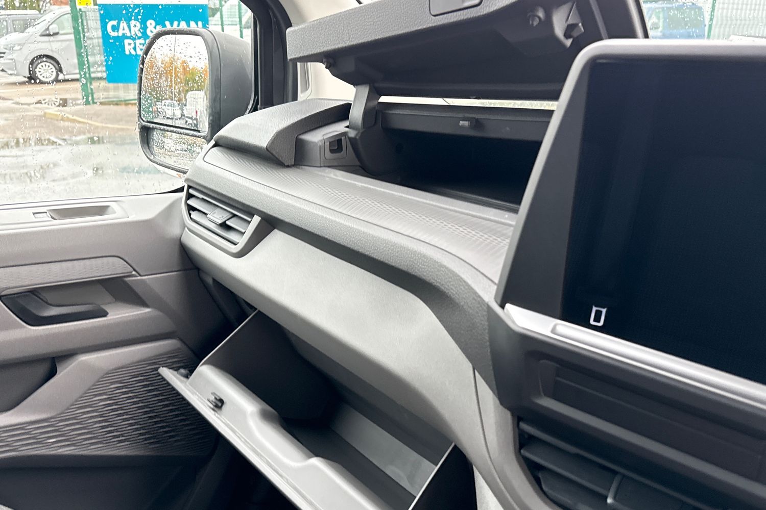 Used Volkswagen Transporter 2025 for sale - 76827888: Photo 34