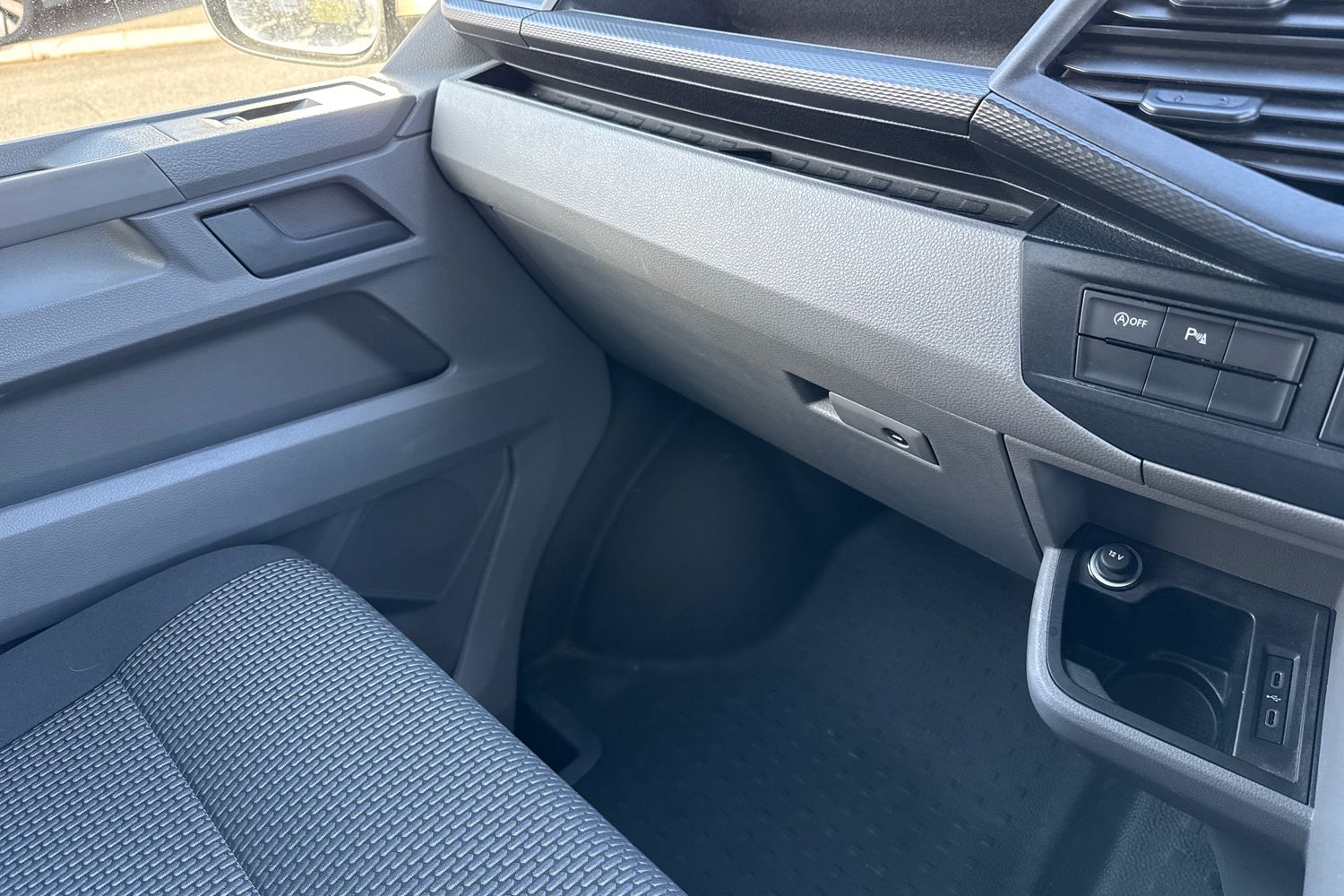 Used Volkswagen Transporter 2024 for sale - 76401719: Photo 19