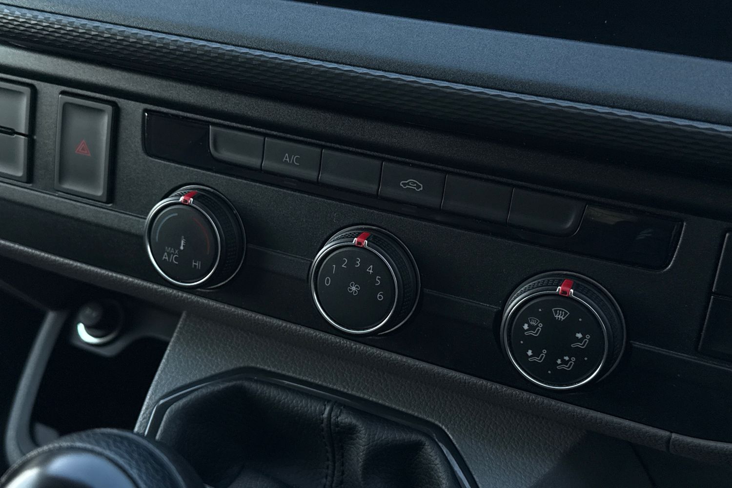 Used Volkswagen Transporter 2024 for sale - 76401719: Photo 21