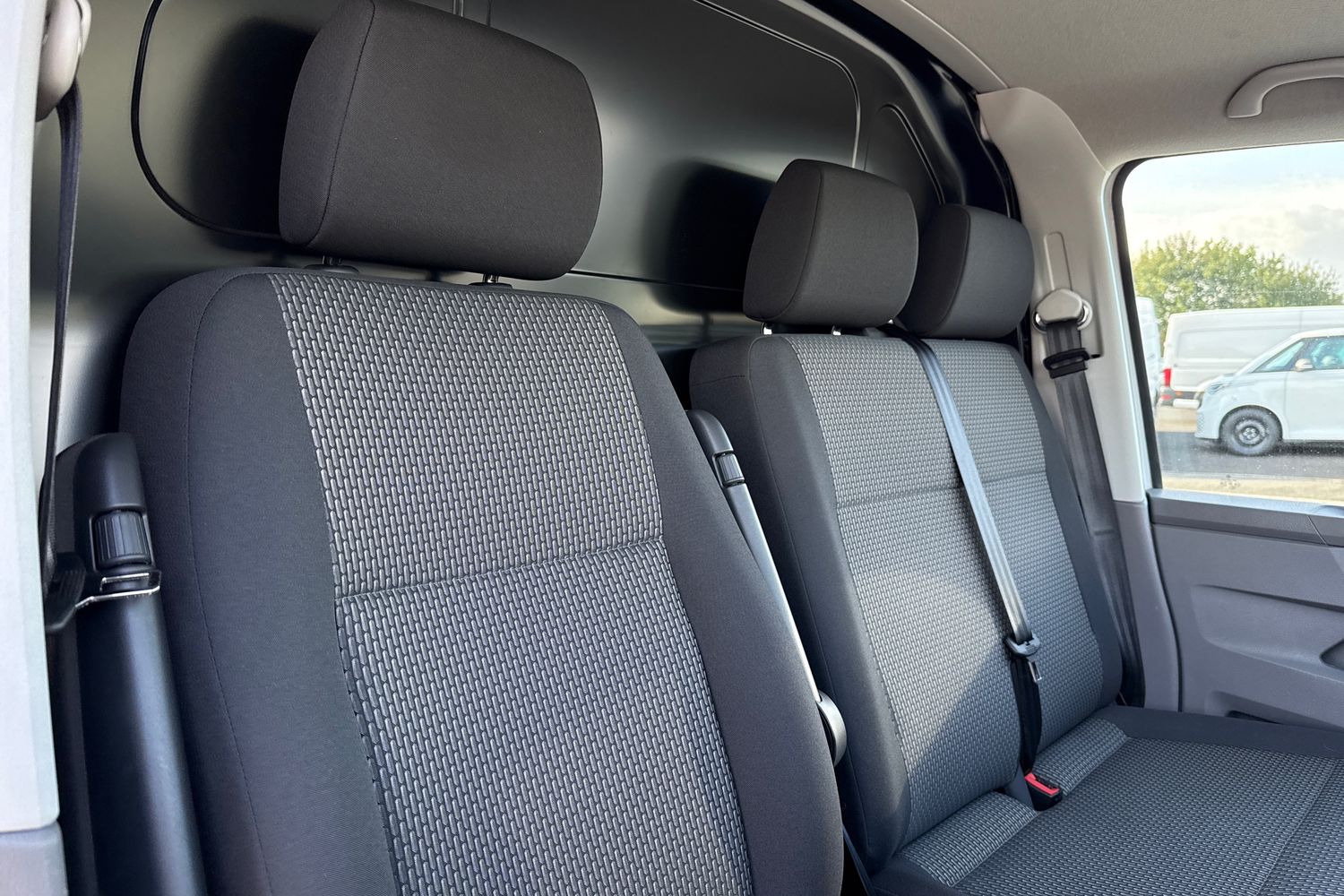 Used Volkswagen Transporter 2024 for sale - 76401719: Photo 23