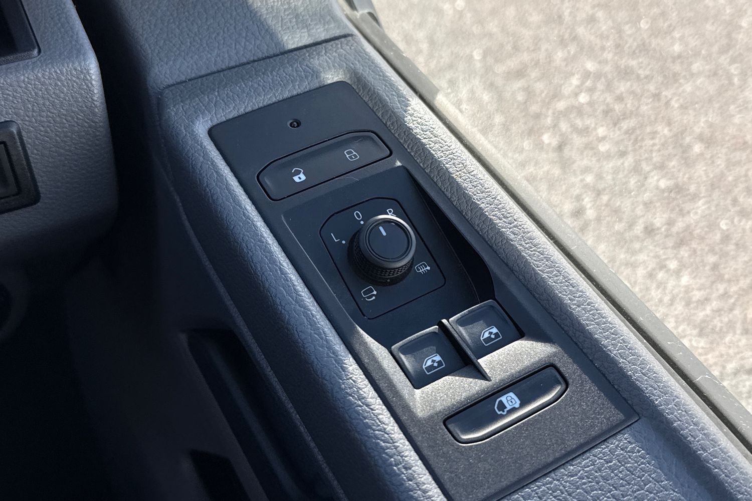 Used Volkswagen Transporter 2024 for sale - 76401719: Photo 40