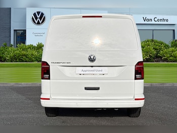 Used Volkswagen Transporter 2024 for sale - 76401719: Photo