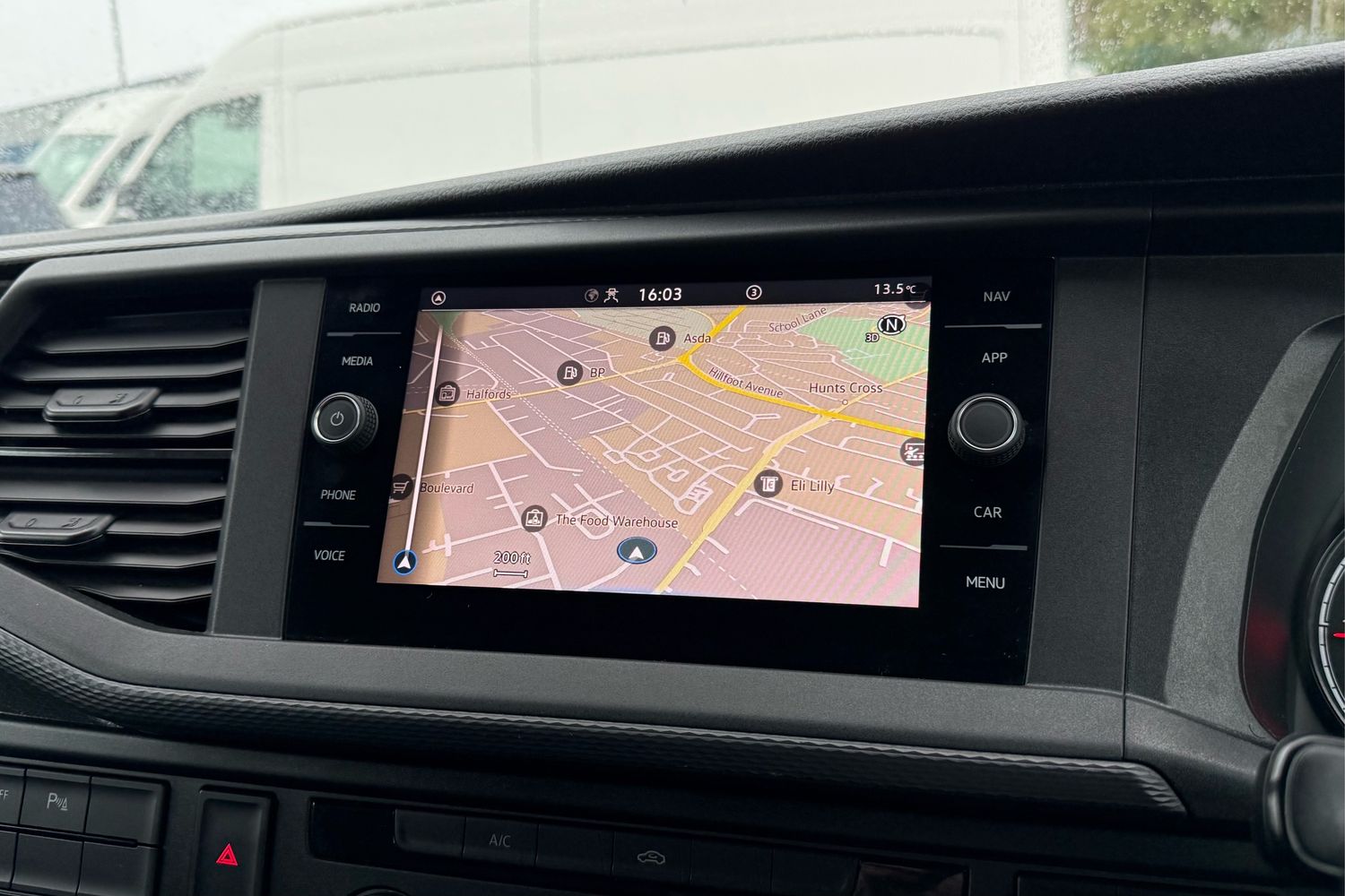 Used Volkswagen Transporter 2024 for sale - 76553491: Photo 49