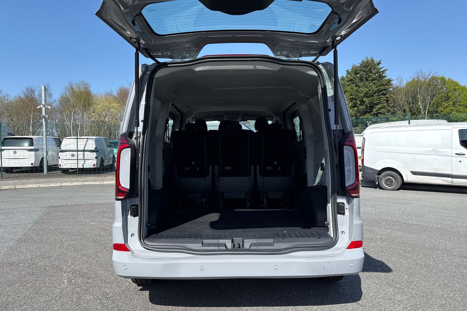 Used Volkswagen Transporter 2026 for sale - 78177851: Photo 6