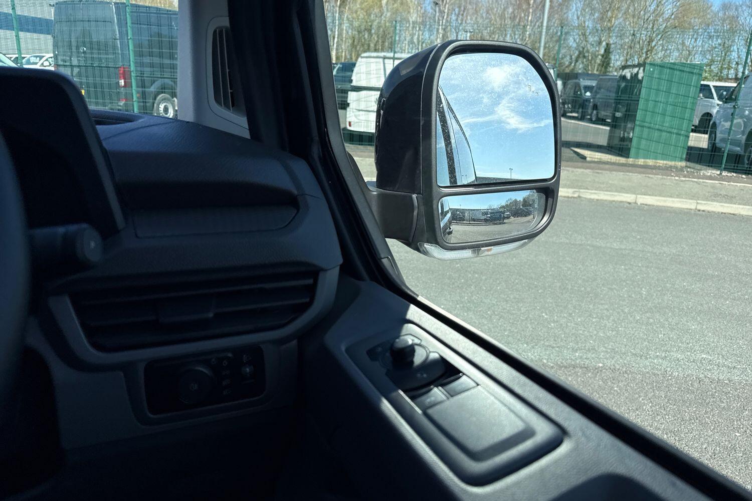 Used Volkswagen Transporter 2025 for sale - 78163399: Photo 17