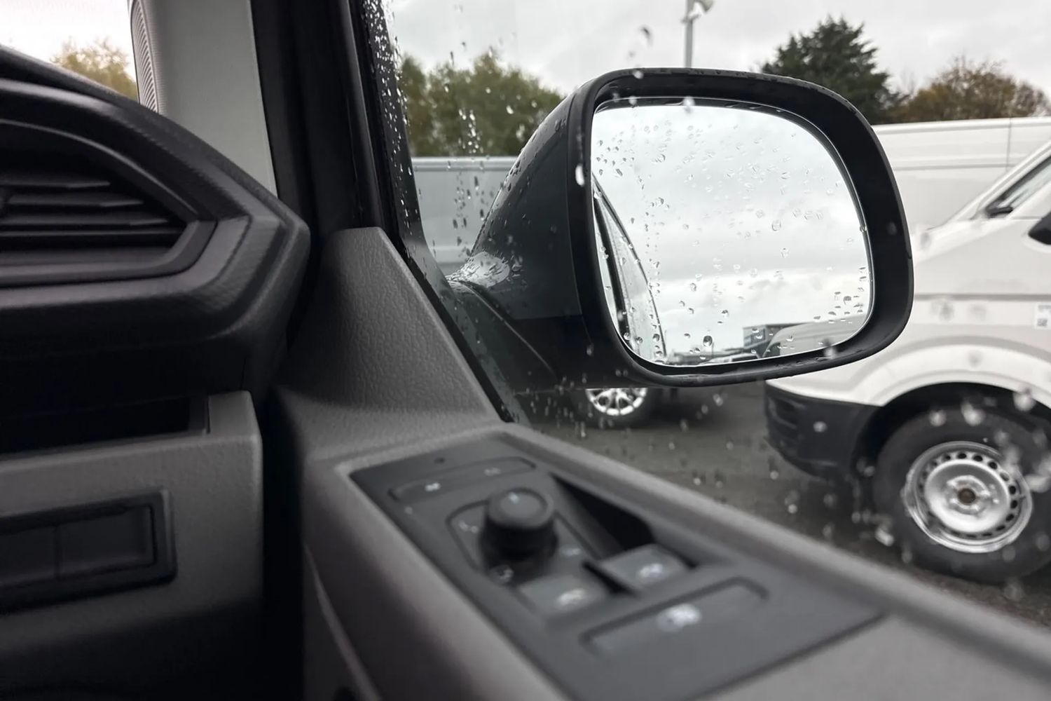 Used Volkswagen Transporter 2024 for sale - 76863293: Photo 17