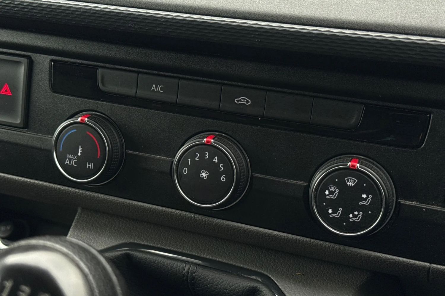 Used Volkswagen Transporter 2024 for sale - 76863293: Photo 18