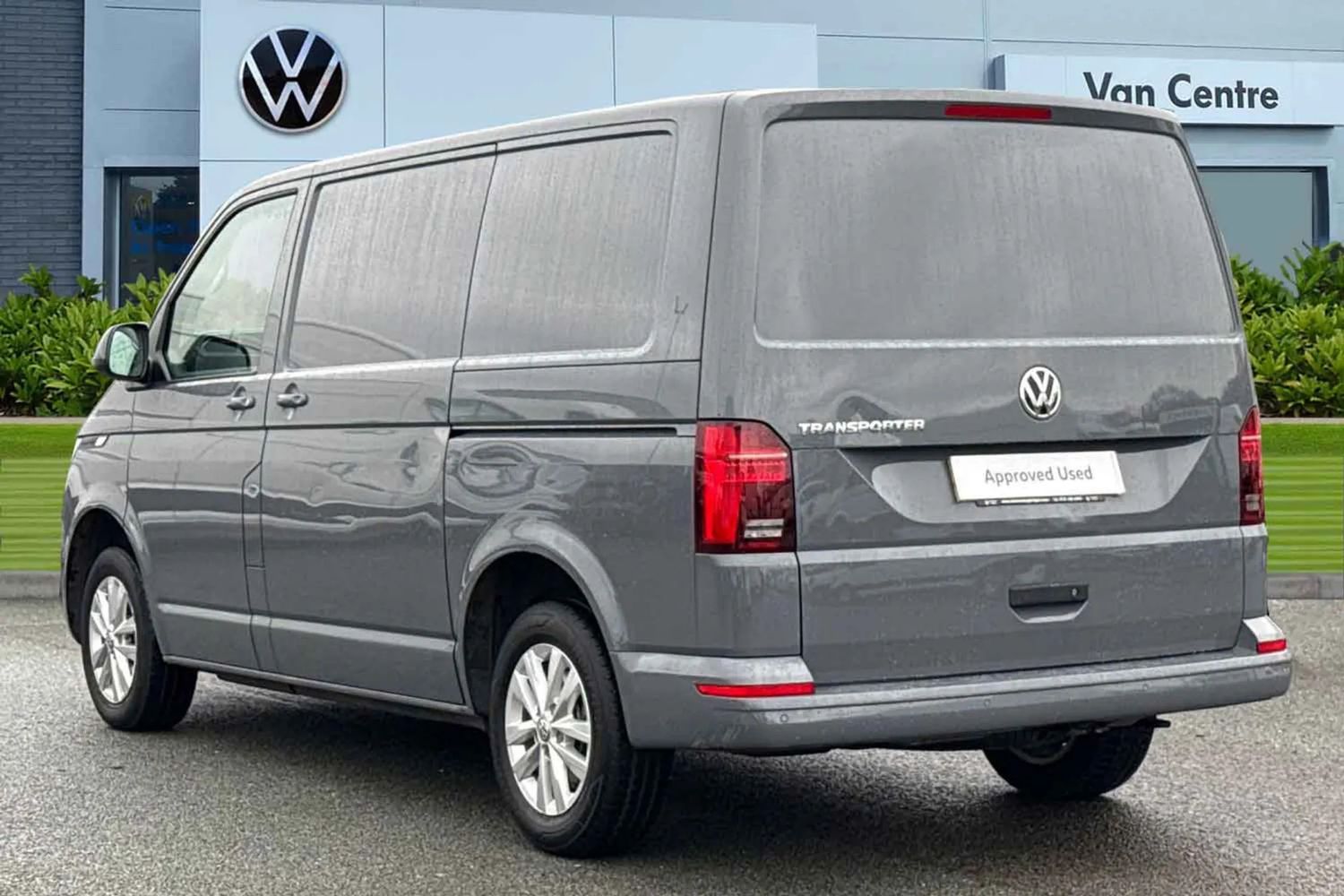 Used Volkswagen Transporter 2024 for sale - 76863293: Photo 2