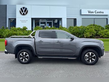 Used Volkswagen Amarok 2024 for sale - 75440647: Photo