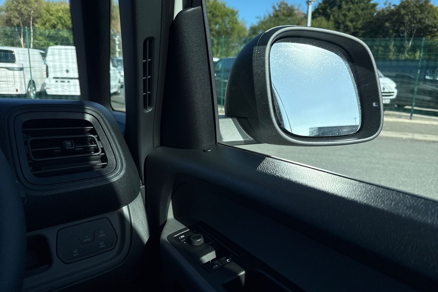 Used Volkswagen ID.Buzz 2025 for sale - 76739576: Photo 20