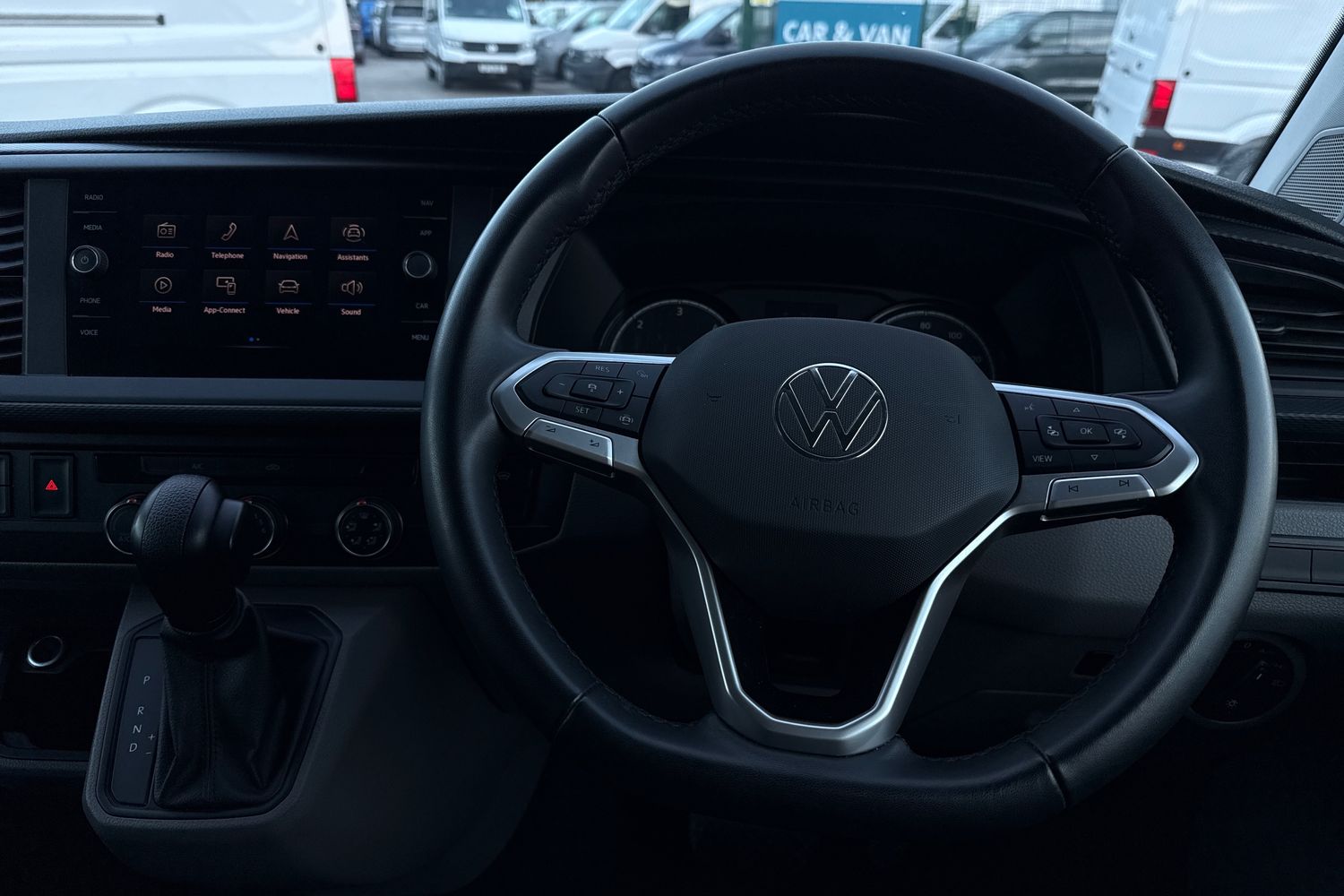 Used Volkswagen Transporter 2024 for sale - 76576231: Photo 17