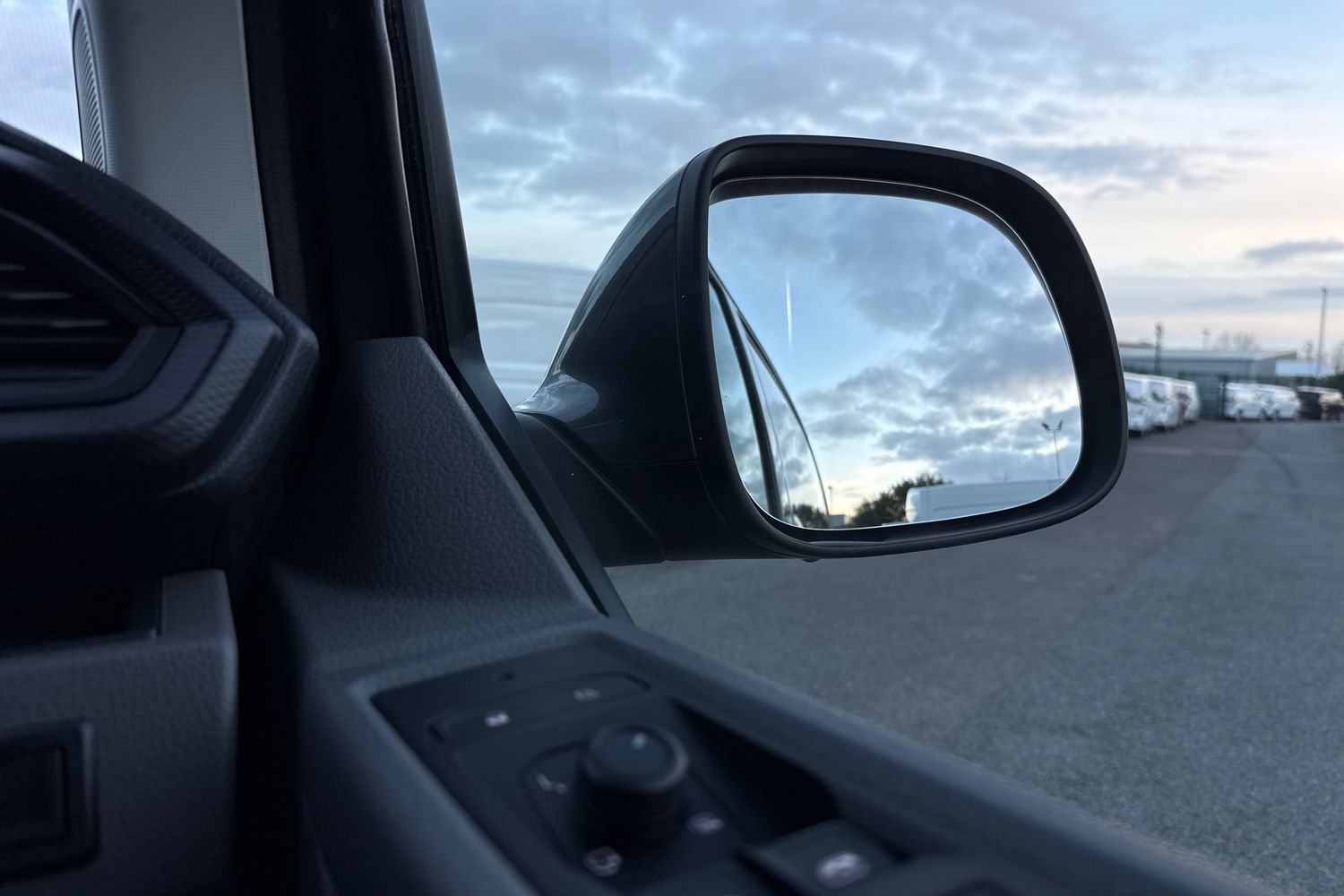 Used Volkswagen Transporter 2024 for sale - 76576231: Photo 20