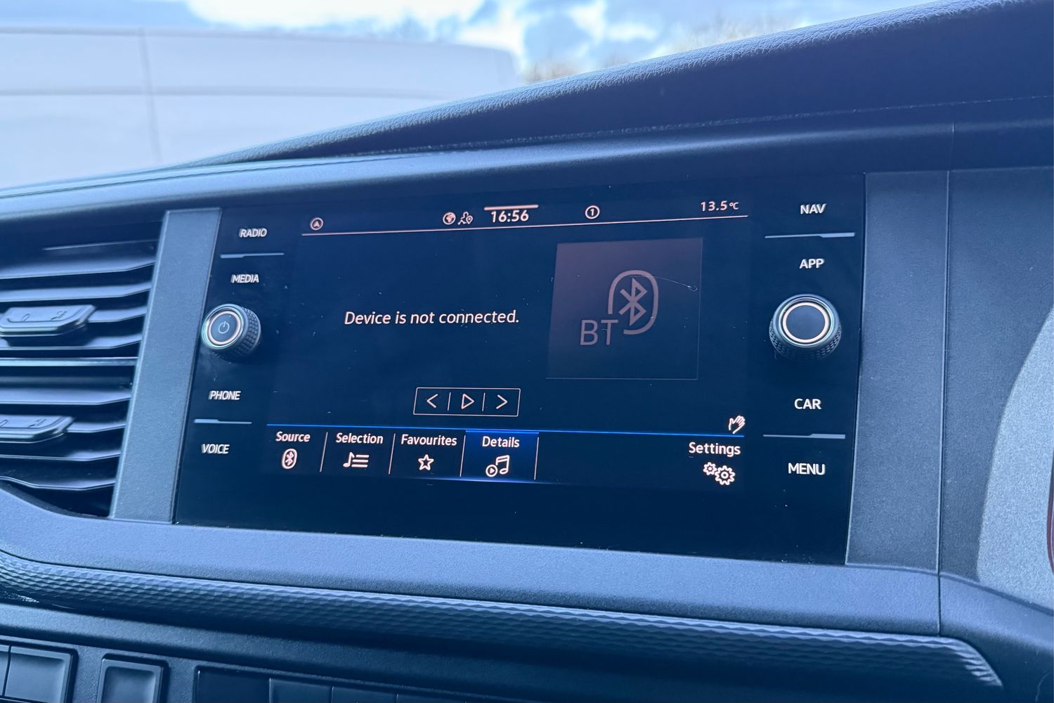 Used Volkswagen Transporter 2024 for sale - 76576231: Photo 47