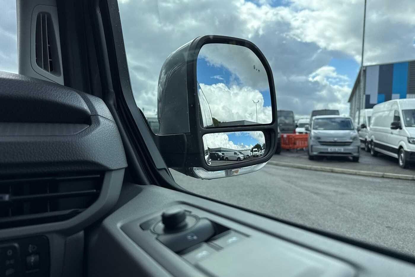 Used Volkswagen Transporter 2025 for sale - 77355441: Photo 17