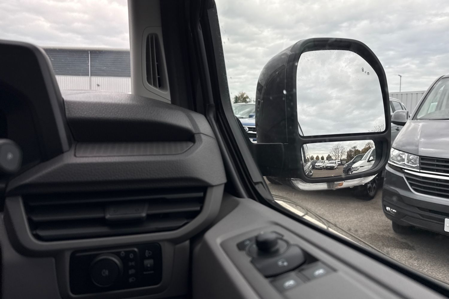 Used Volkswagen Transporter 2025 for sale - 76516040: Photo 20