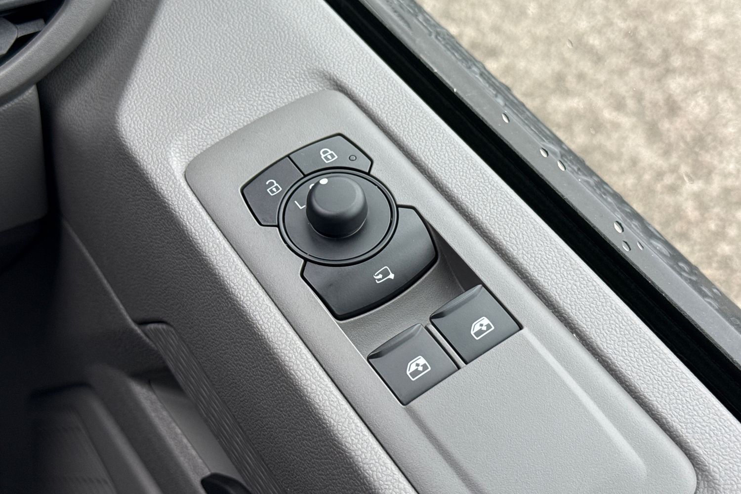 Used Volkswagen Transporter 2025 for sale - 76516040: Photo 38