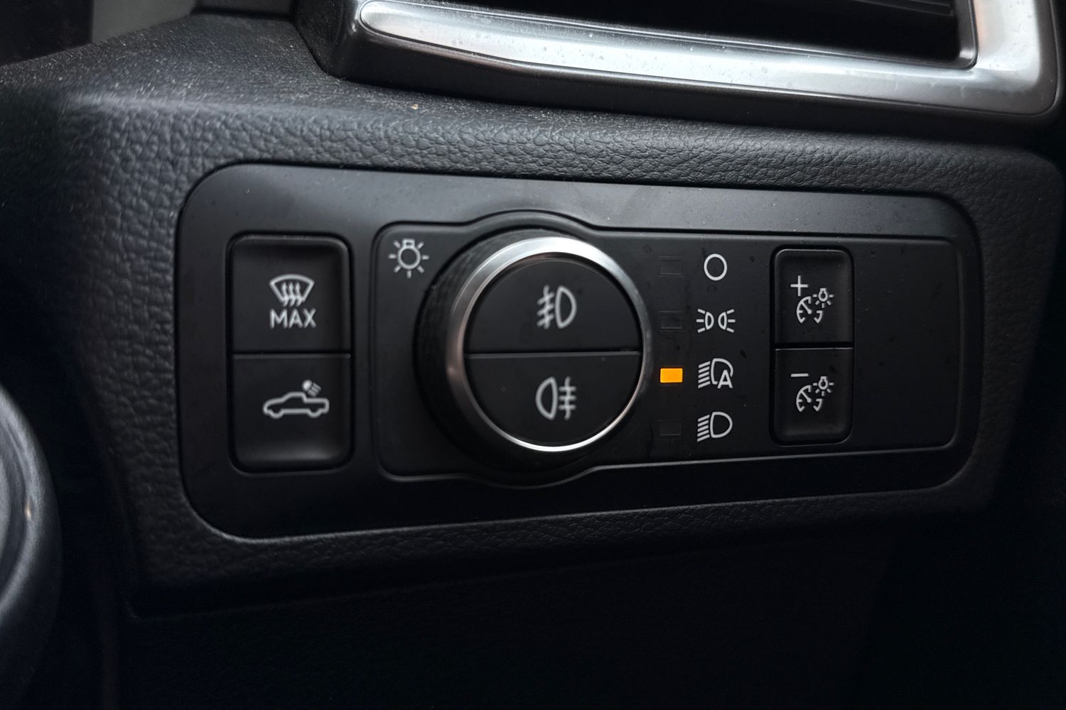 Used Volkswagen Amarok 2024 for sale - 76968096: Photo 38