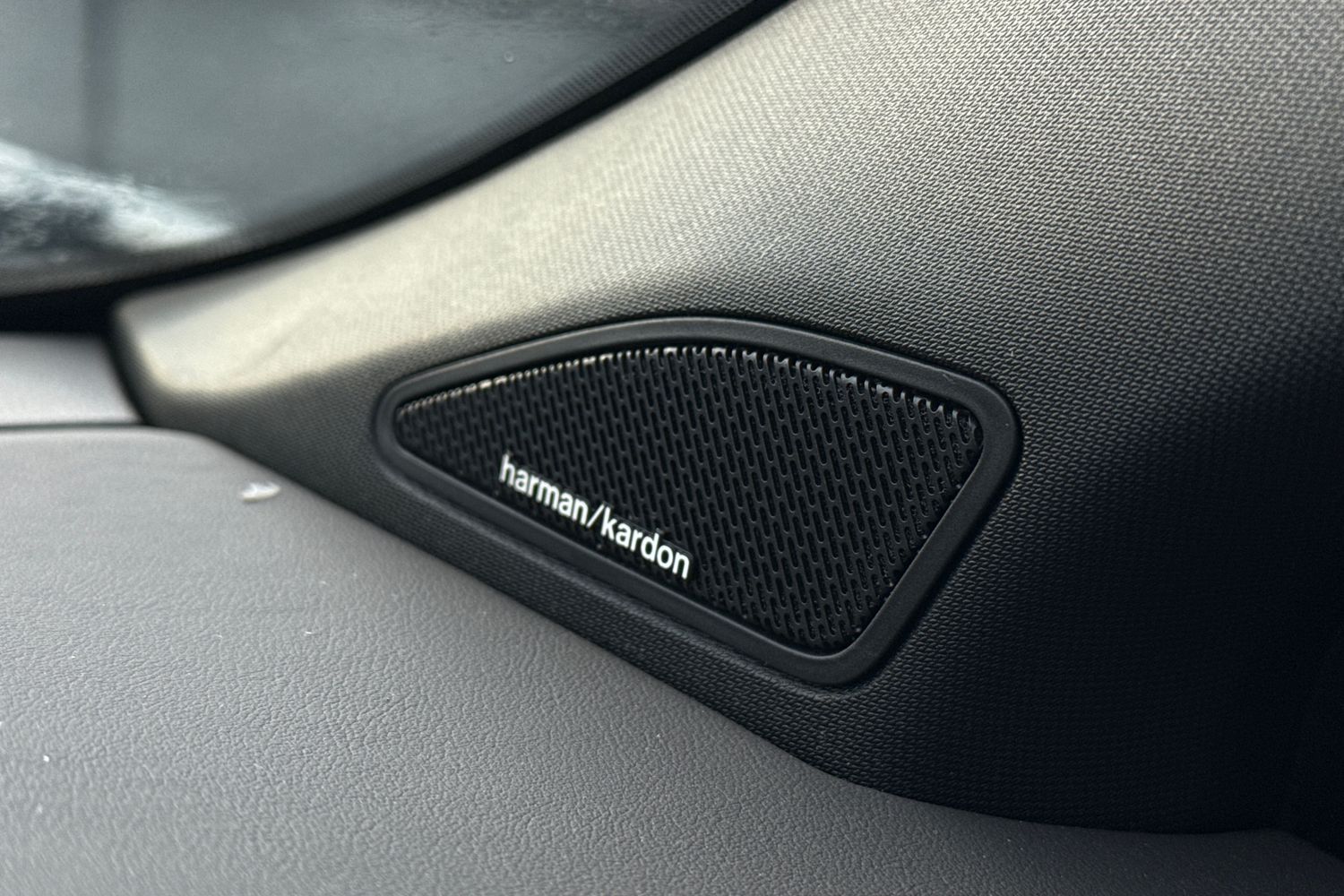 Used Volkswagen Amarok 2024 for sale - 76968096: Photo 46