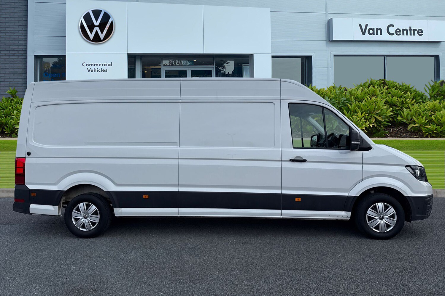 Used Volkswagen Crafter 2025 for sale - 77914245: Photo 3