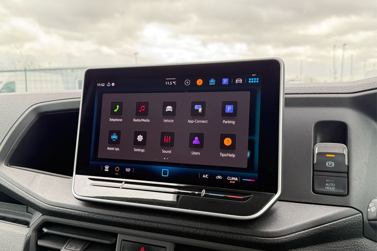 Used Volkswagen Crafter 2025 for sale - 77914245: Photo 47