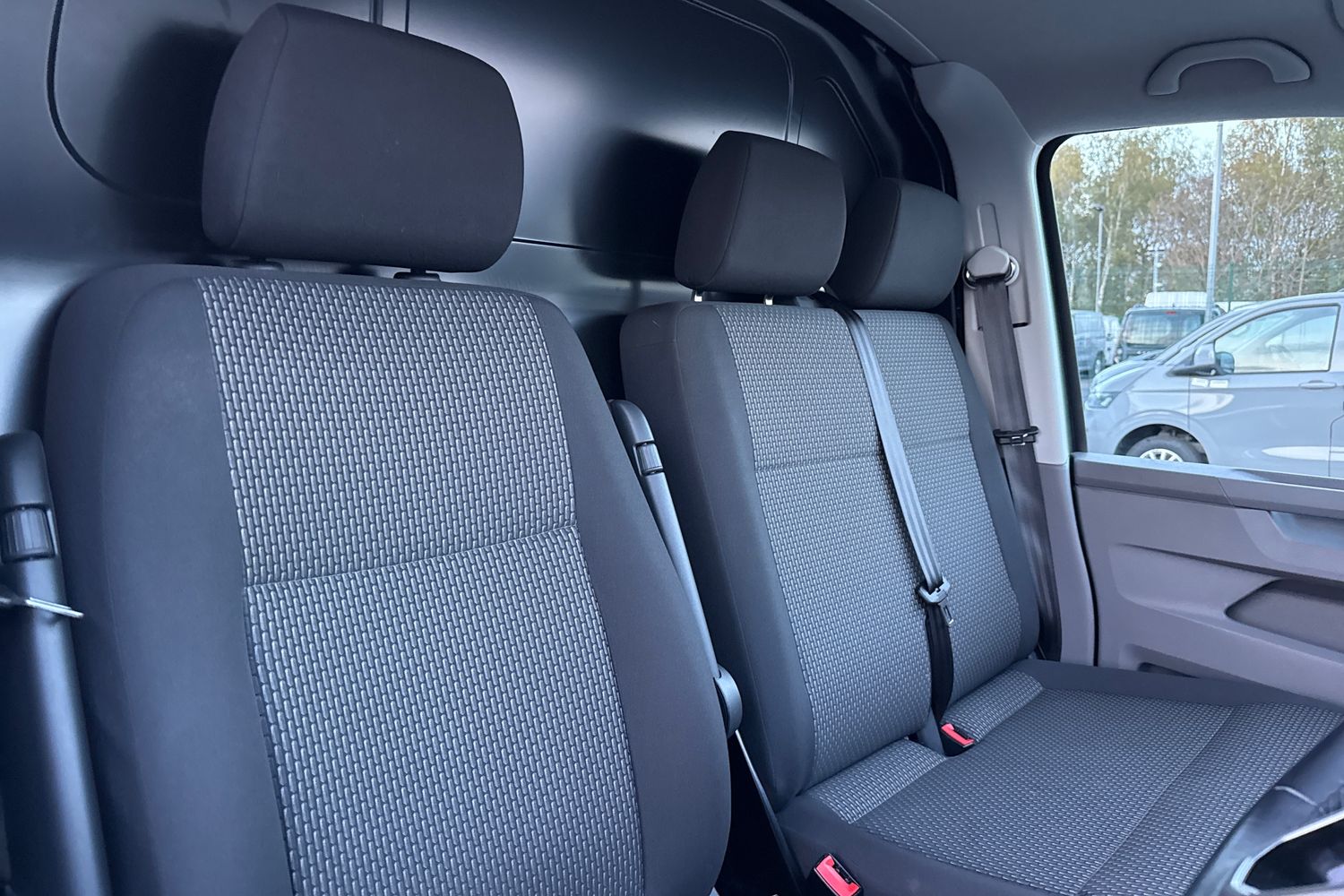 Used Volkswagen Transporter 2024 for sale - 77257722: Photo 24