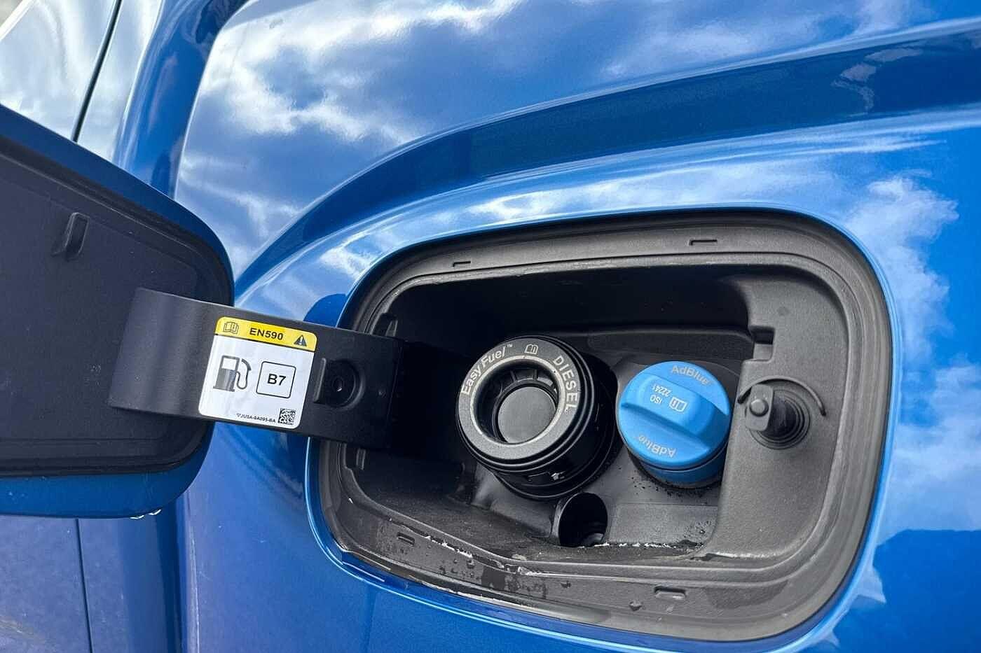 Used Volkswagen Amarok 2024 for sale - 76847891: Photo 24