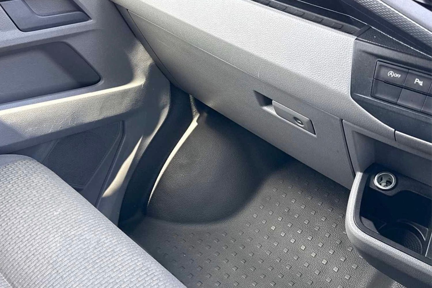 Used Volkswagen Transporter 2024 for sale - 76739419: Photo 19