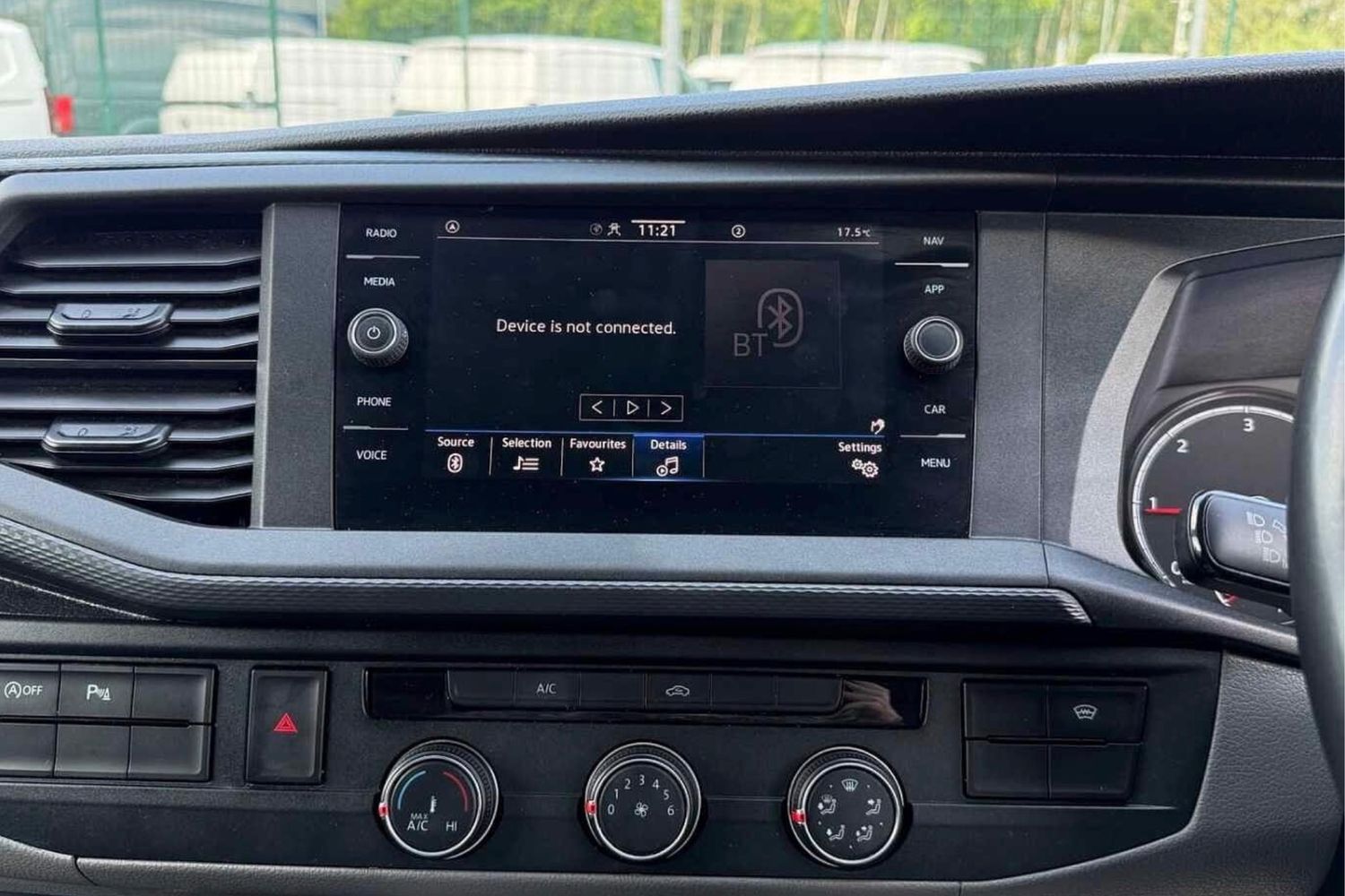 Used Volkswagen Transporter 2024 for sale - 76739419: Photo 41