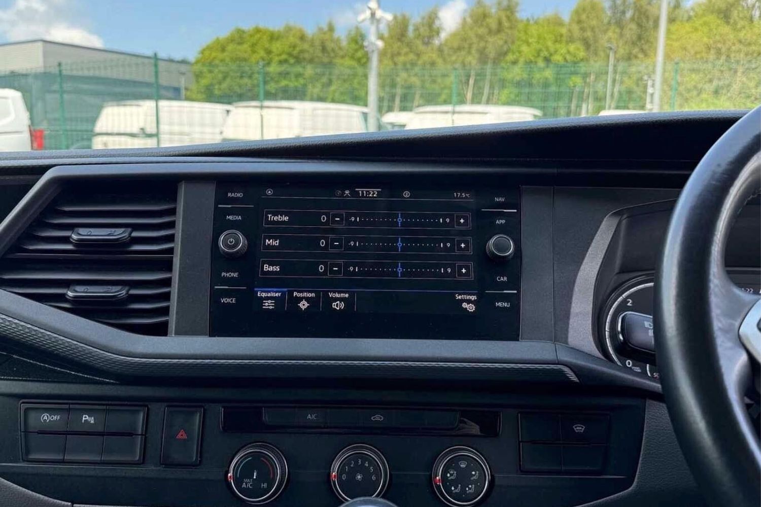 Used Volkswagen Transporter 2024 for sale - 76739419: Photo 46