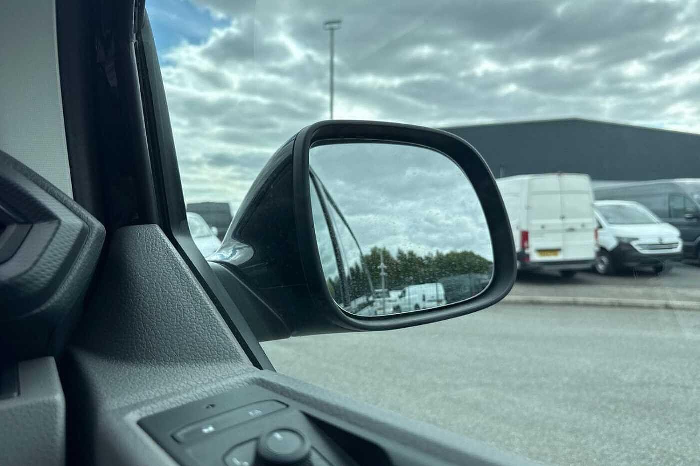 Used Volkswagen Transporter 2024 for sale - 76520062: Photo 17