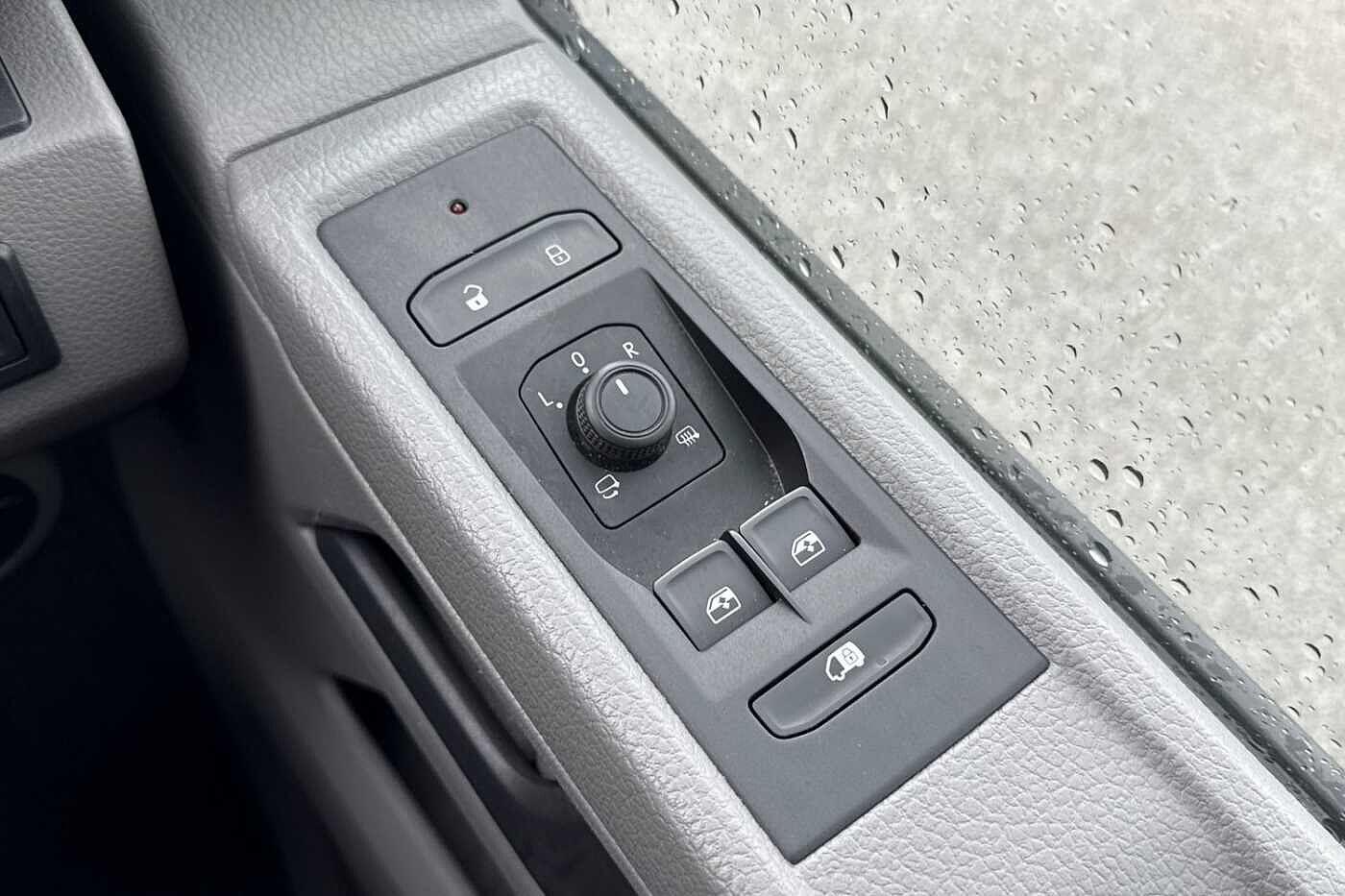 Used Volkswagen Transporter 2021 for sale - 77557389: Photo 30