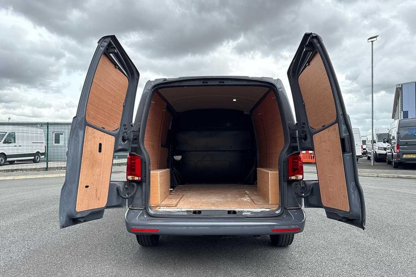 Used Volkswagen Transporter 2021 for sale - 77557389: Photo 9