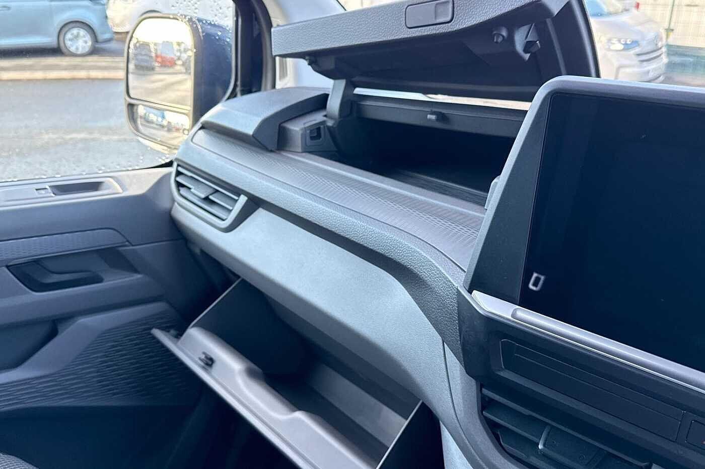 Used Volkswagen Transporter 2025 for sale - 77101139: Photo 32