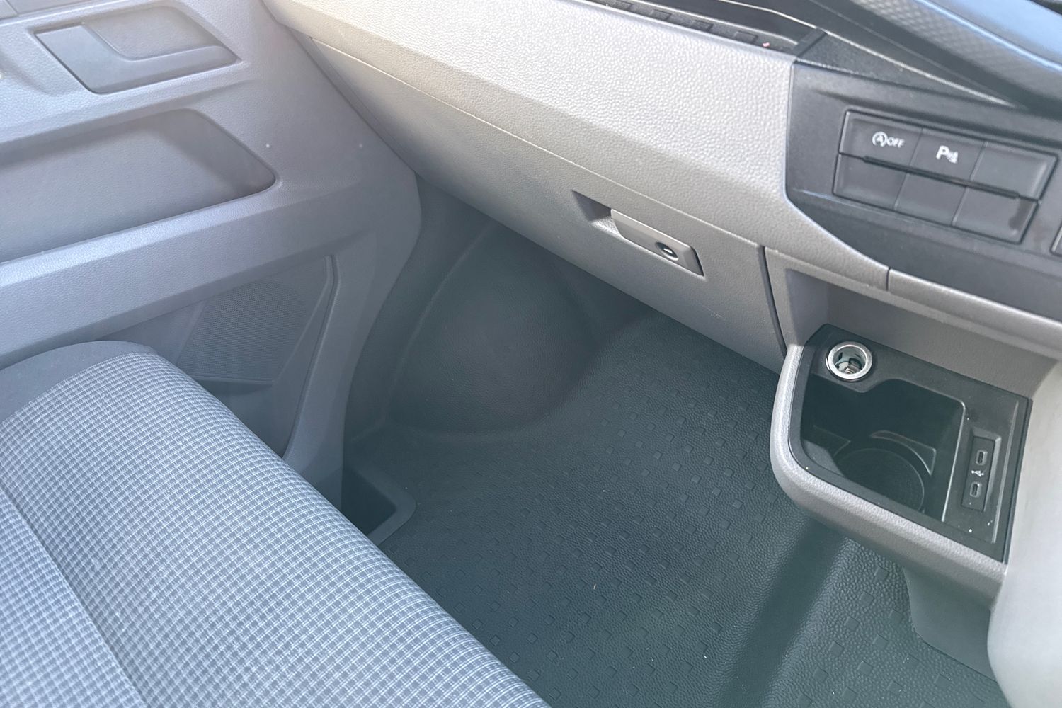 Used Volkswagen Transporter 2024 for sale - 77421620: Photo 19