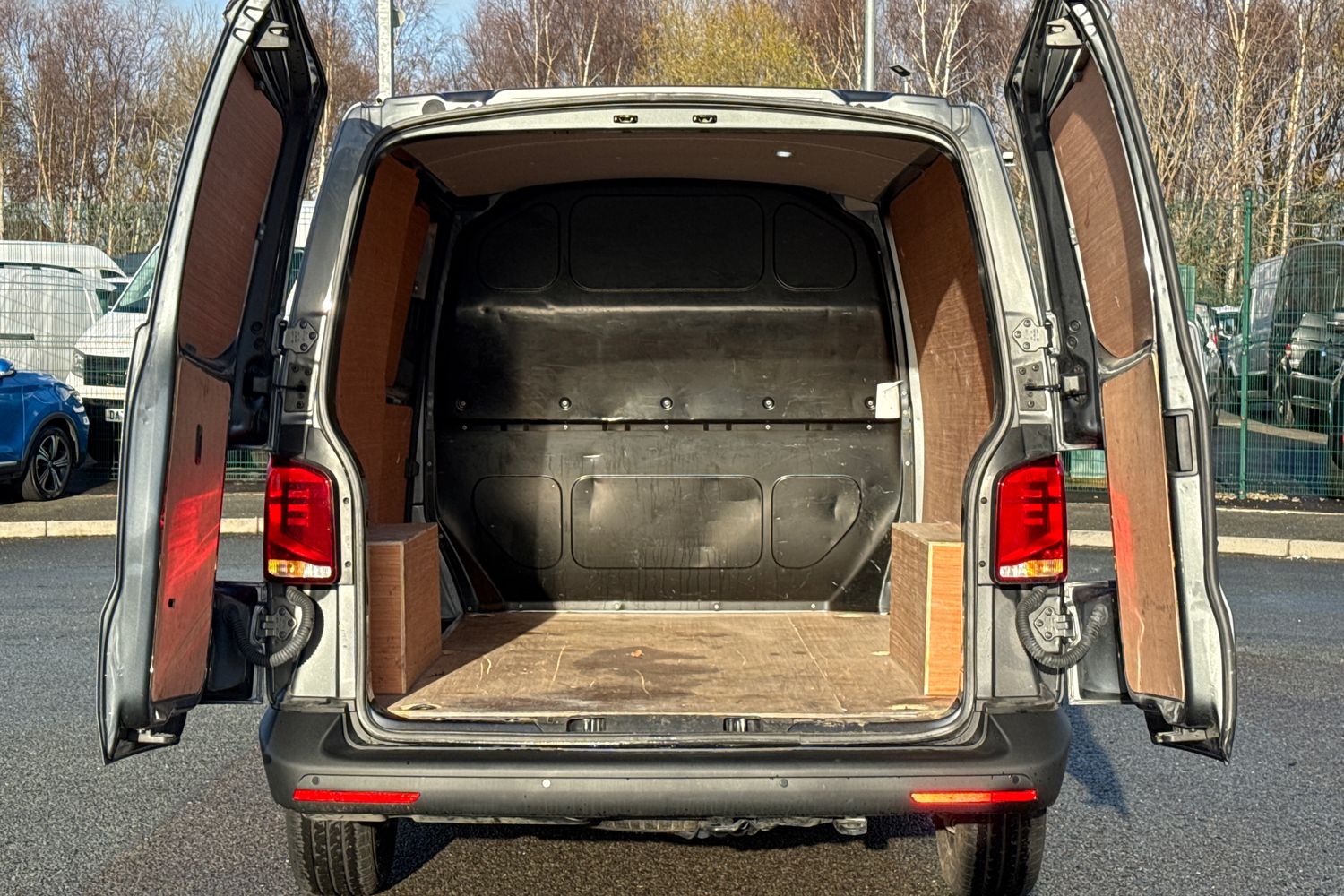 Used Volkswagen Transporter 2024 for sale - 77421620: Photo 6