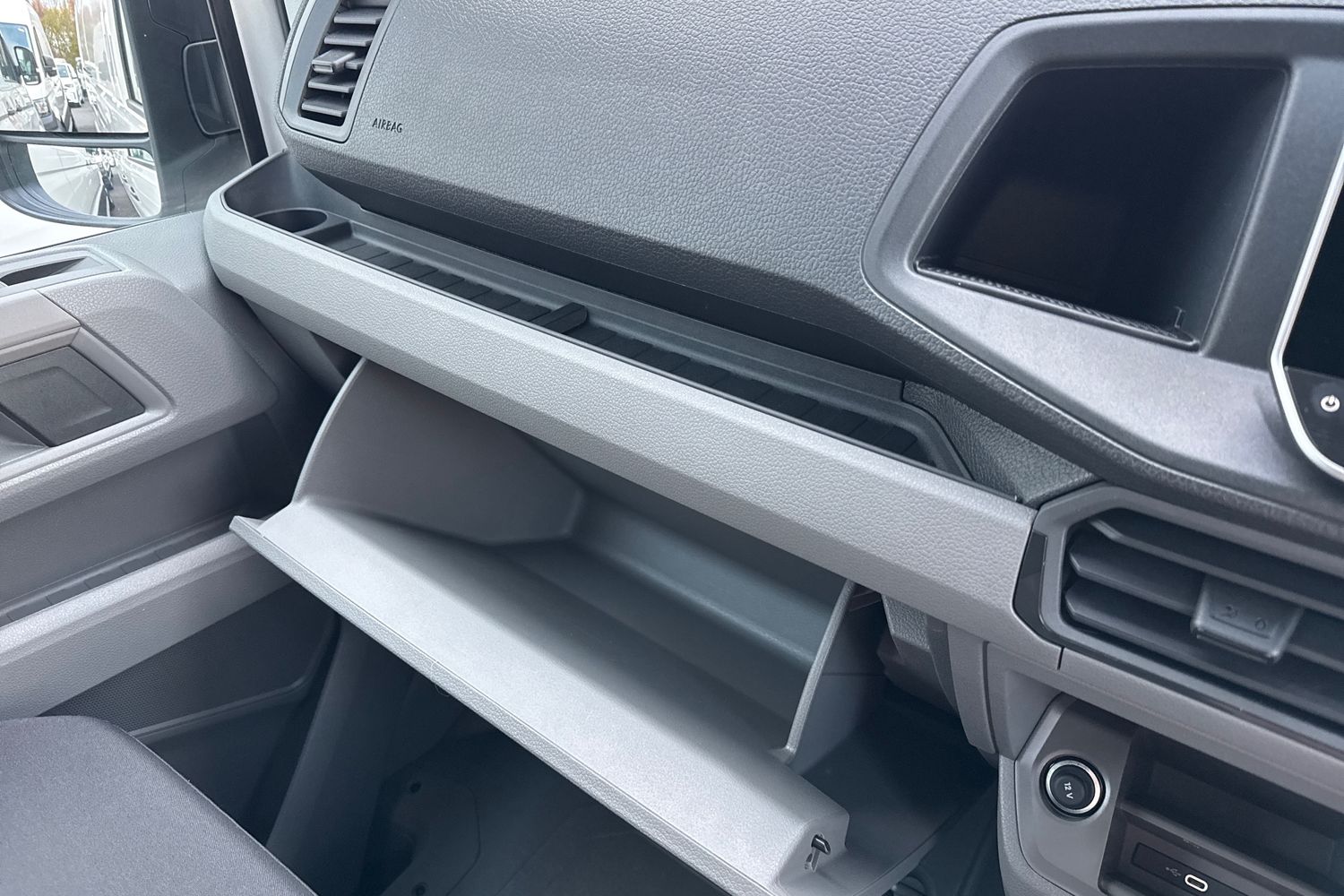 Used Volkswagen Crafter 2025 for sale - 76916524: Photo 38