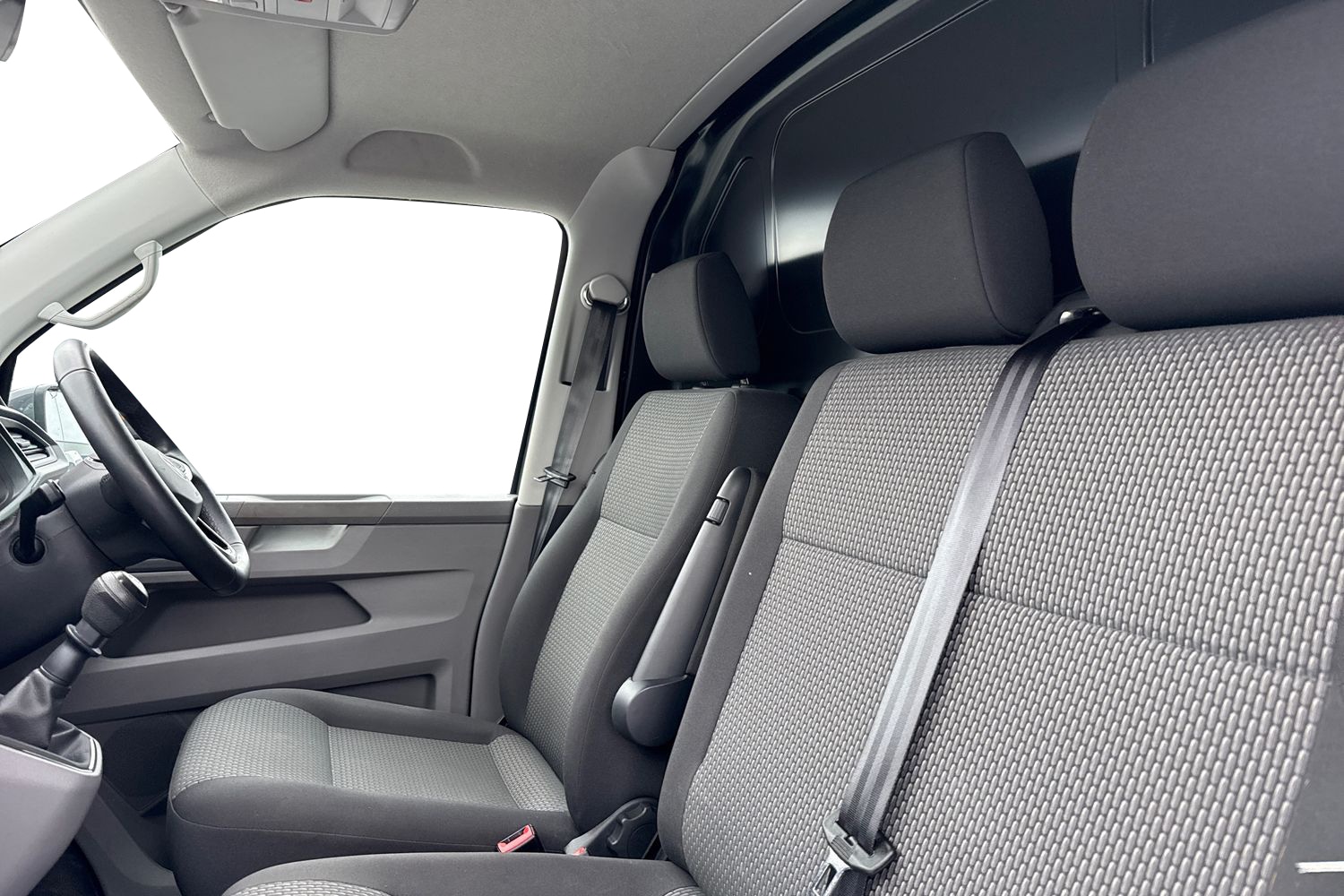 Used Volkswagen Transporter 2024 for sale - 76488335: Photo 15