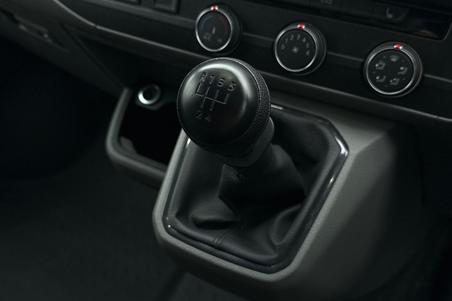 Used Volkswagen Transporter 2024 for sale - 76488335: Photo 22