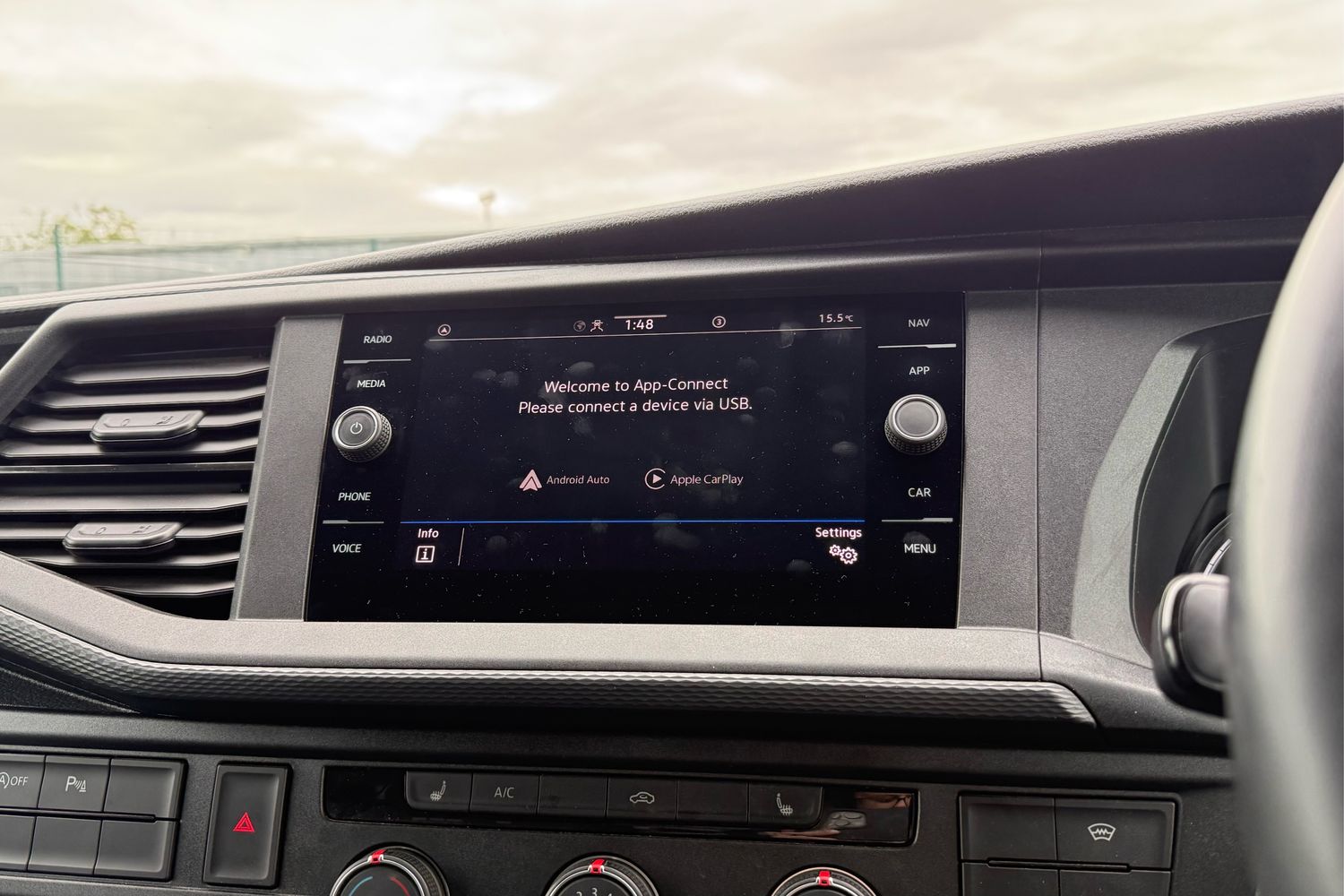 Used Volkswagen Transporter 2024 for sale - 76488335: Photo 50