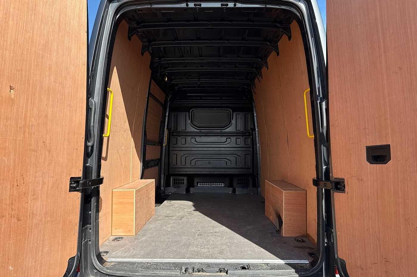 Used Volkswagen Crafter 2024 for sale - 76654406: Photo 9
