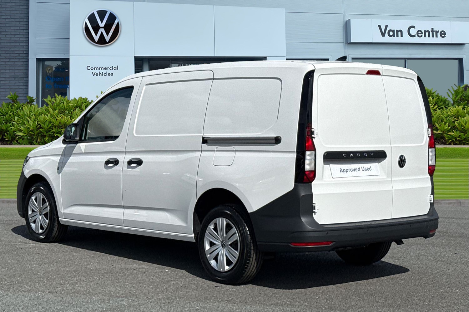 Used Volkswagen Caddy Maxi 2025 for sale - 77747641: Photo 2