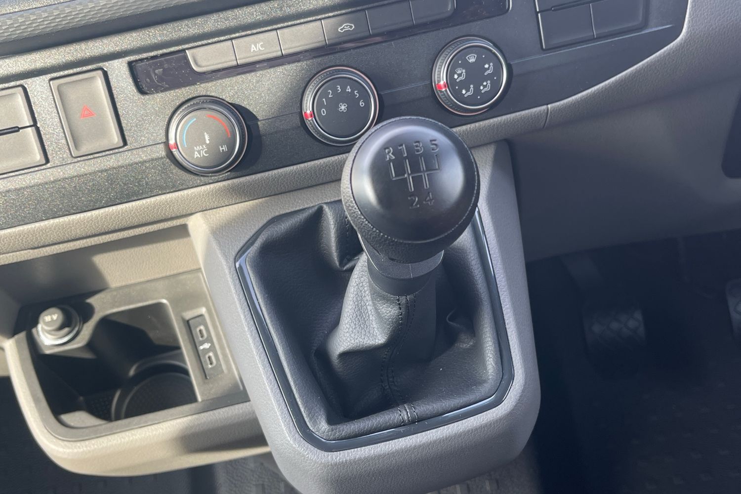 Used Volkswagen Transporter 2024 for sale - 76782981: Photo 22